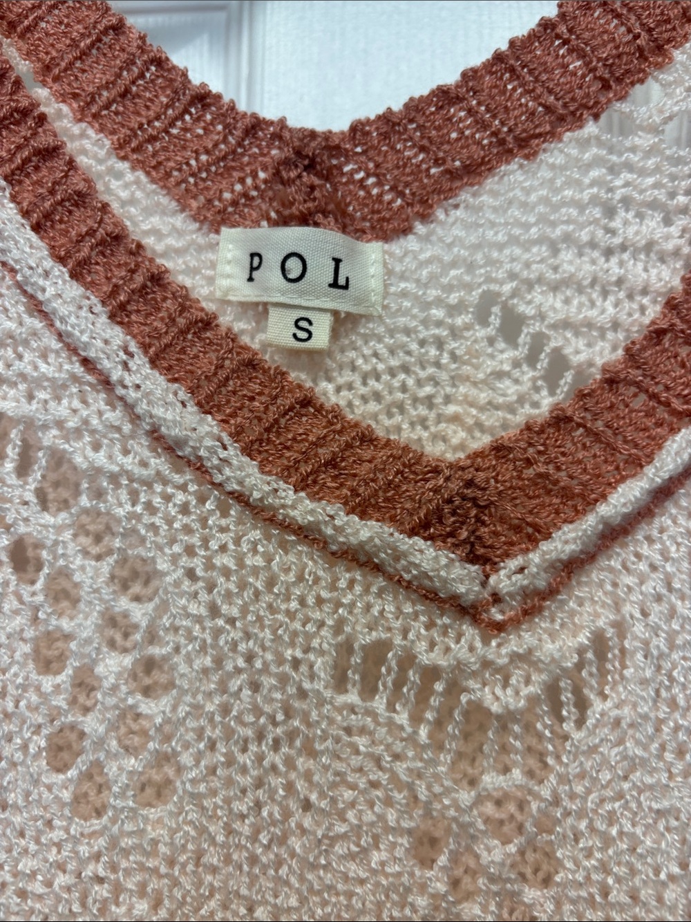 POL Light Pink V-Neck Oversized Sweater with Multicolor Flowers Small - Picture 2 of 7
